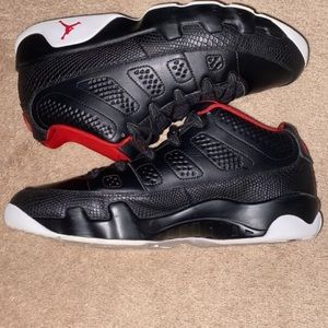 Jordan 9 low Snakeskin size 13